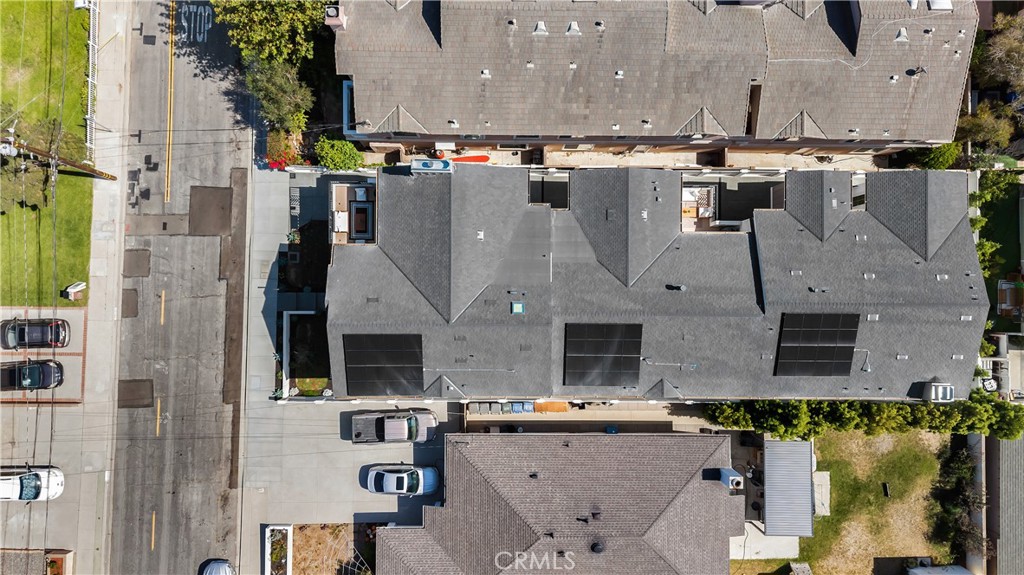 2420 Ives Lane B Property Photo 33