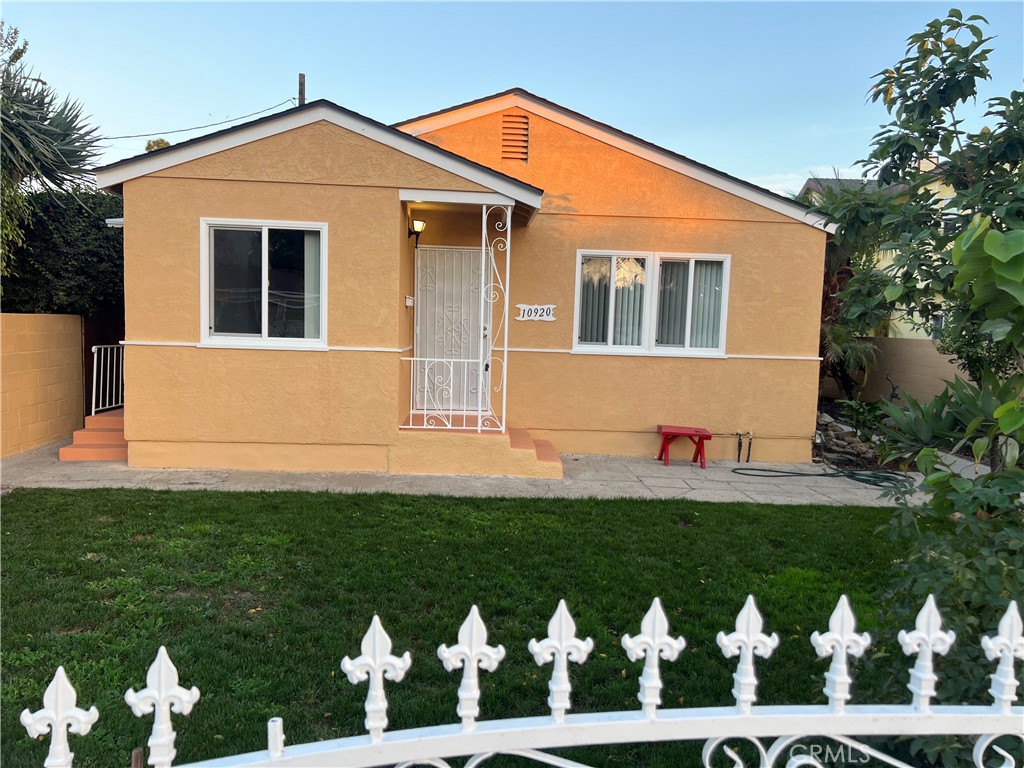 10920 Aletta Avenue Property Photo 1