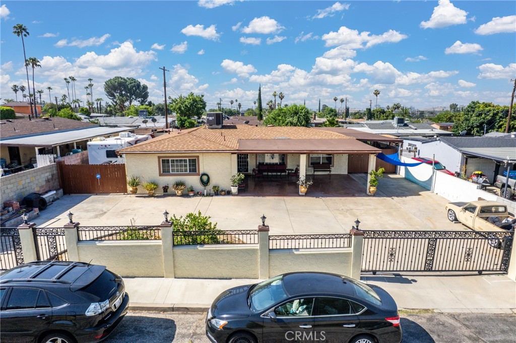 25479 Los Flores Drive Property Photo 1