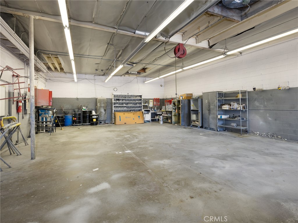 713 E El Segundo Boulevard Property Photo 18