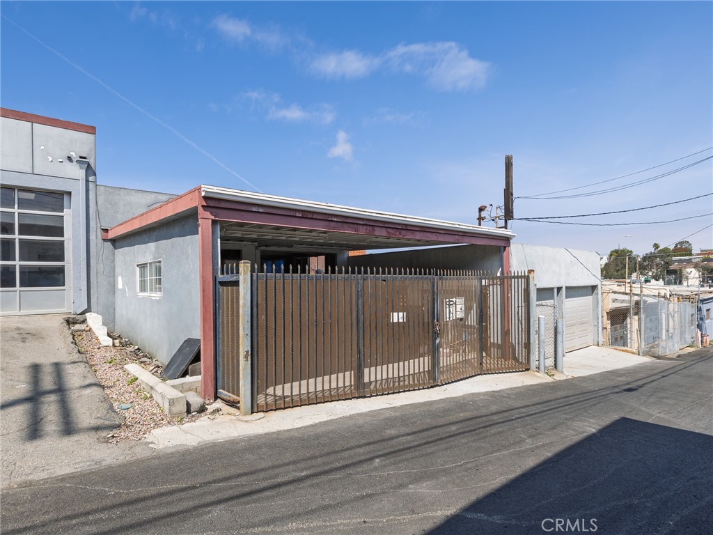 713 E El Segundo Boulevard Property Photo 35