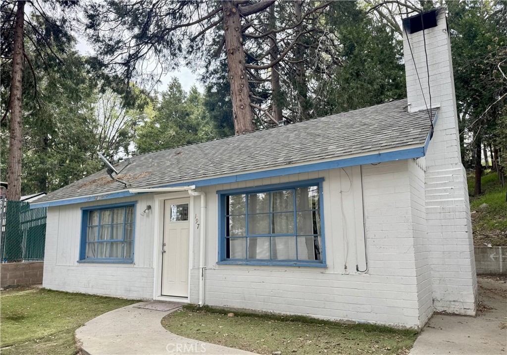 197 Western Drive Property Photo 1