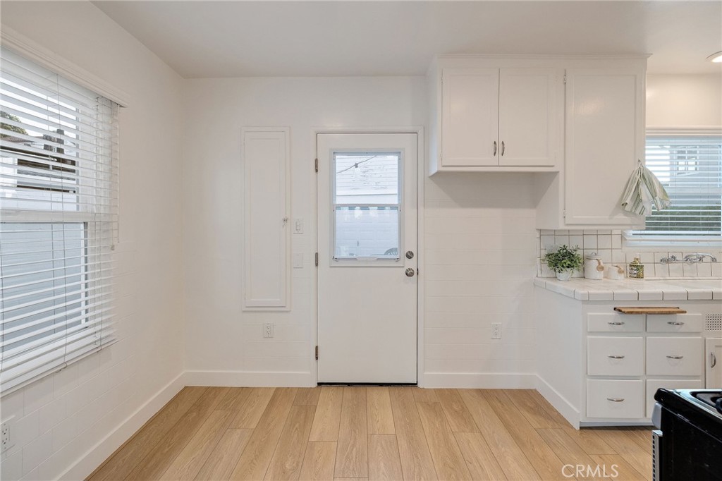 633 N Leland Avenue Property Photo 17