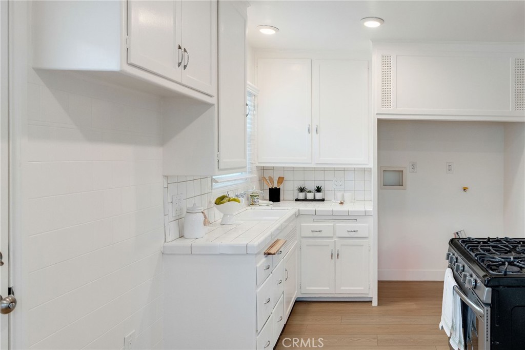 633 N Leland Avenue Property Photo 20