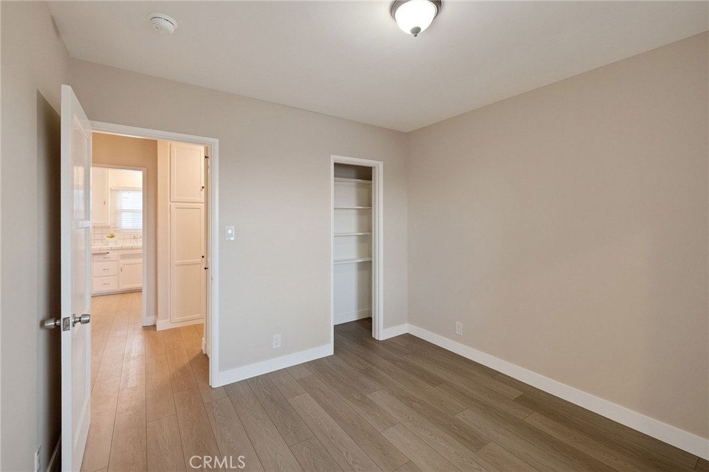 633 N Leland Avenue Property Photo 24