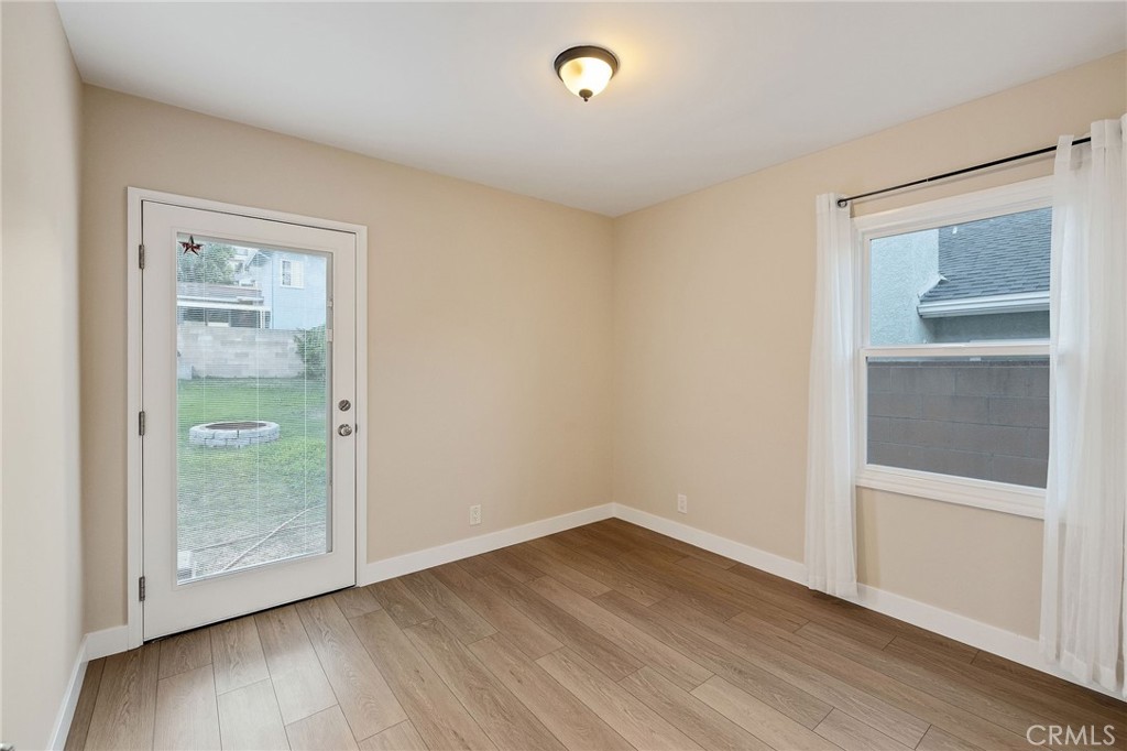 633 N Leland Avenue Property Photo 34