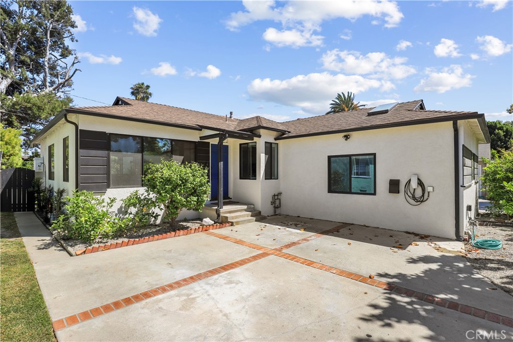 11462 Patom Drive Property Photo 1