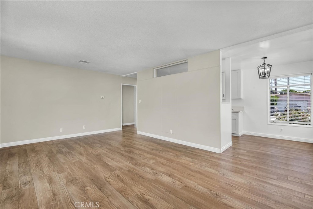 835 E 222nd Street Property Photo 7