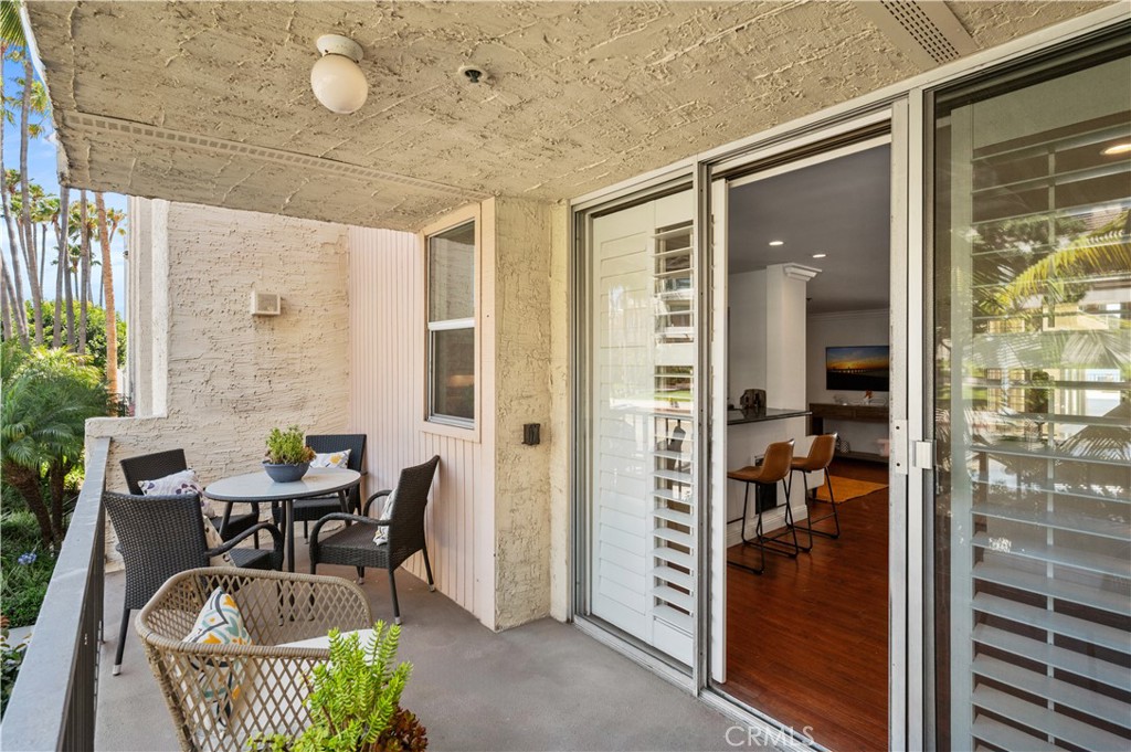 555 Esplanade 320 Property Photo 30