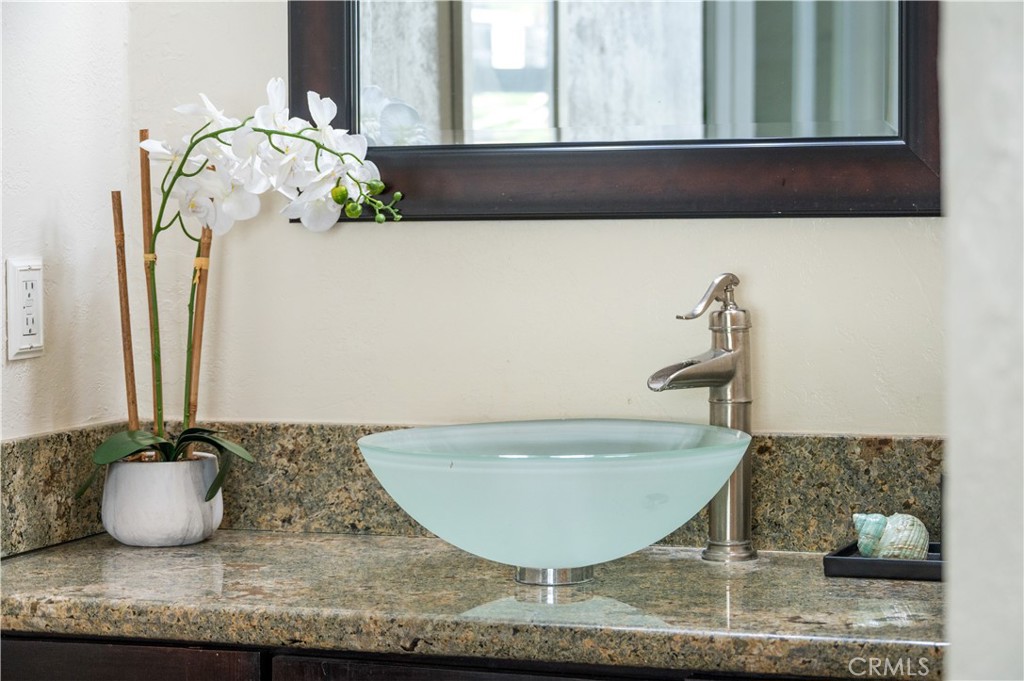 555 Esplanade 320 Property Photo 37
