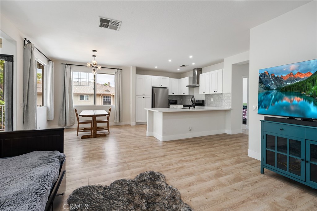 1200 Evergreen Court Property Photo 1