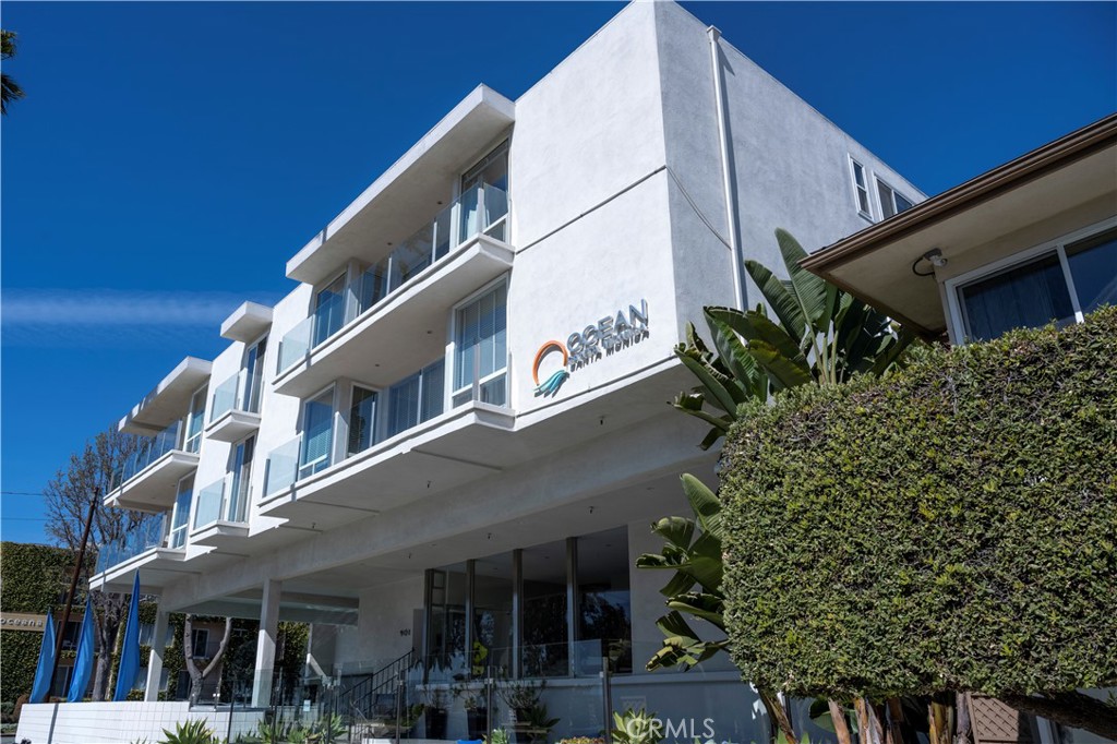 901 Ocean Avenue Property Photo