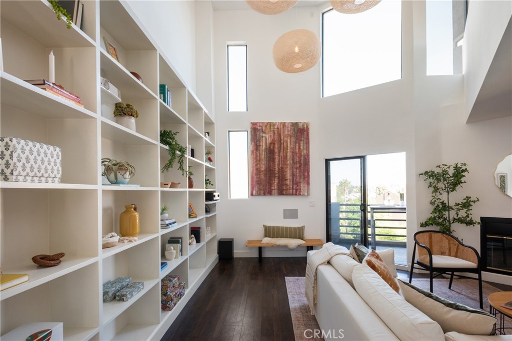 1830 N Alvarado Street 14 Property Photo 1