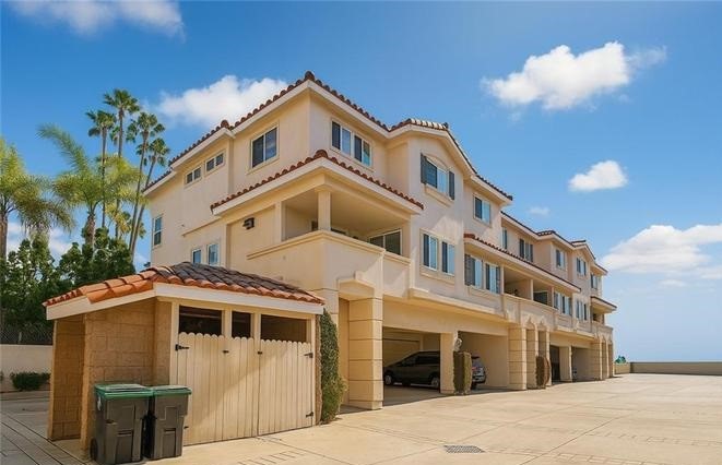22483 Kent Avenue Property Photo 1
