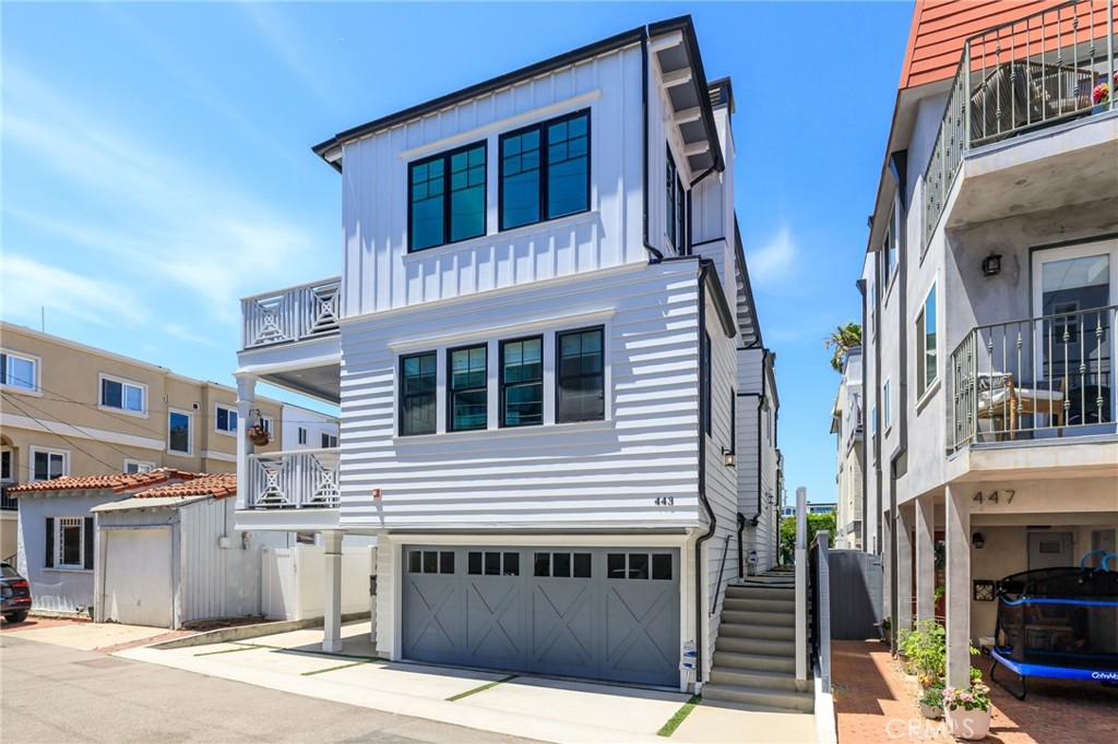 443 23rd Place Property Photo 1