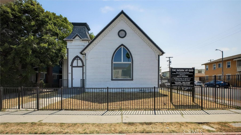 3425 W 15th Street Property Photo 3