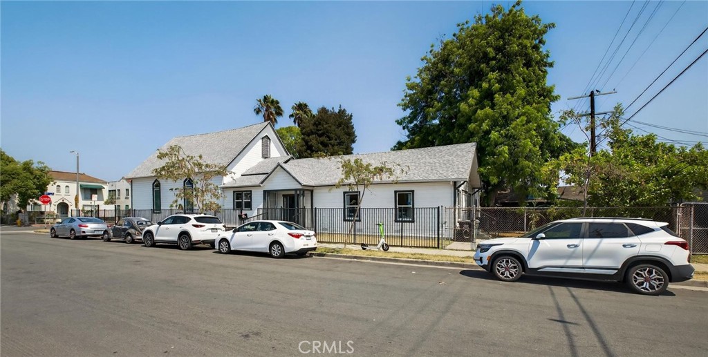 3425 W 15th Street Property Photo 7