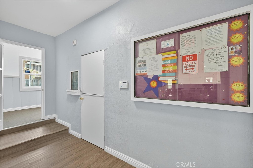 3425 W 15th Street Property Photo 21