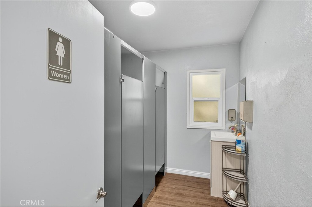 3425 W 15th Street Property Photo 23