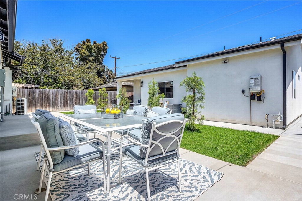 16422 Van Ness Avenue Property Photo 1