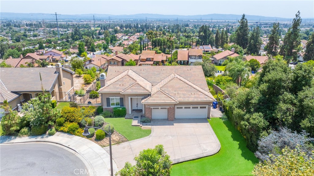 2700 Starpine Drive