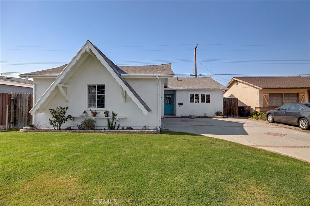 1139 W 213th Street Property Photo 1