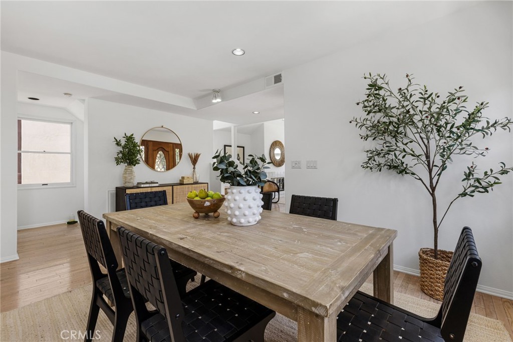 225 27th Street Property Photo 9