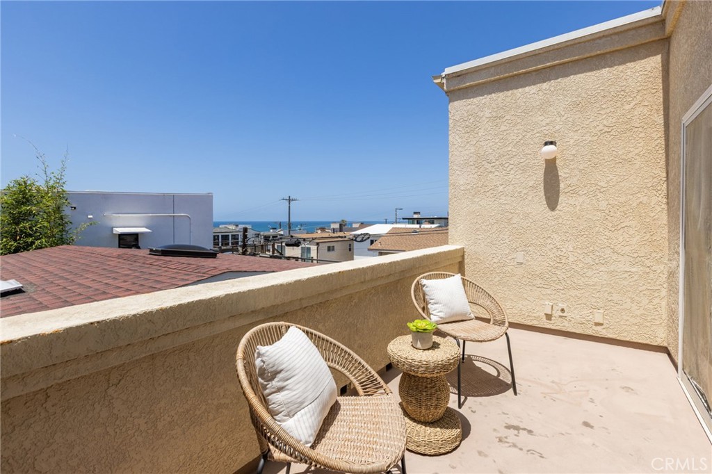 225 27th Street Property Photo 15