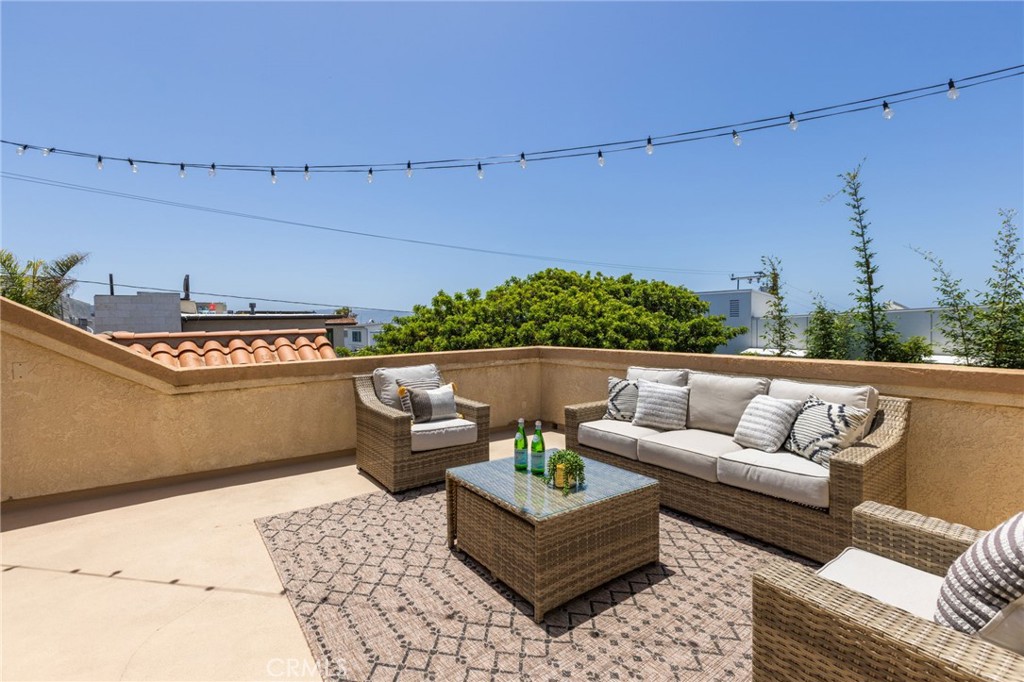 225 27th Street Property Photo 16