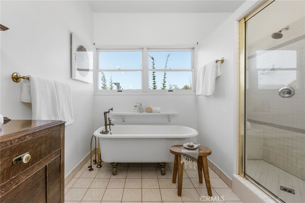 225 27th Street Property Photo 20