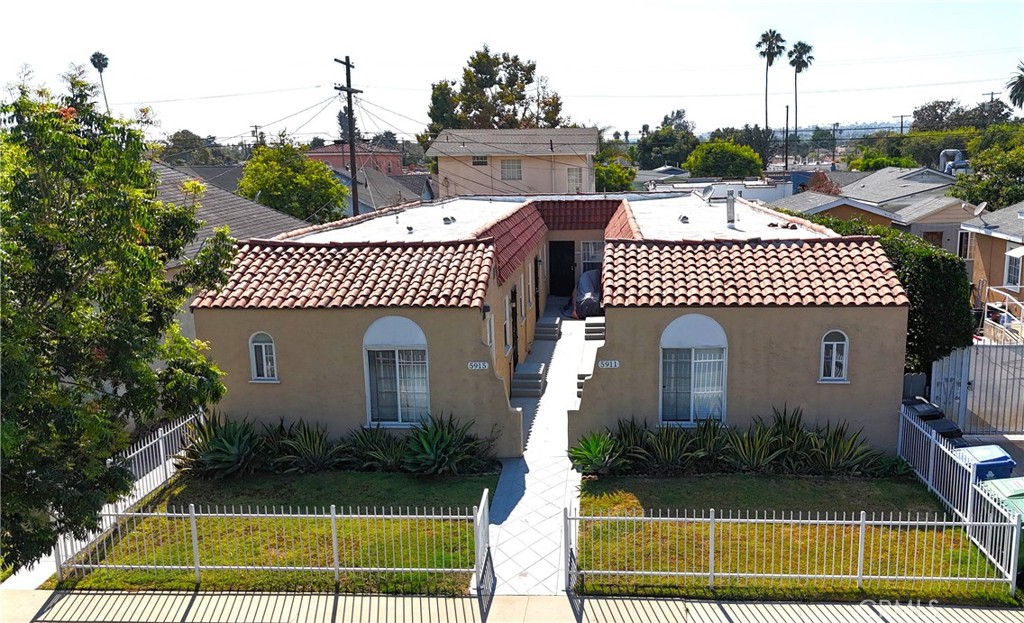 5911 S Wilton Place Property Photo 1