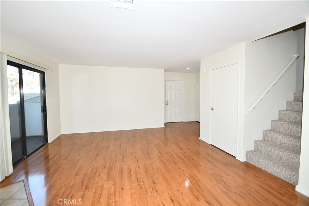 11852 Washington Place Property Photo 3