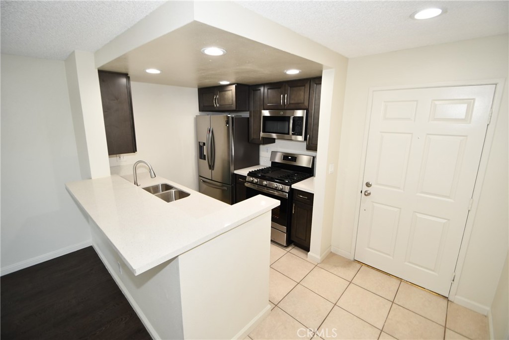 11852 Washington Place Property Photo 9
