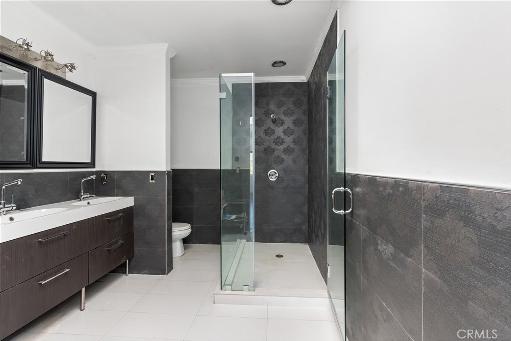 2321 Torrance Boulevard 2 Property Photo 20