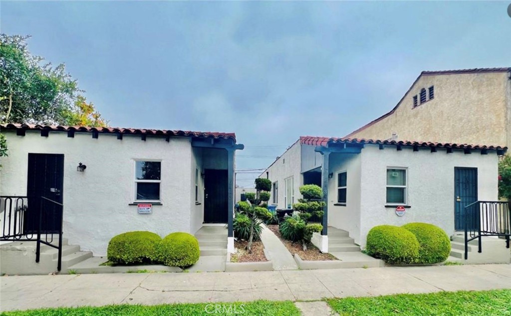 6428 S Van Ness Avenue Property Photo 5