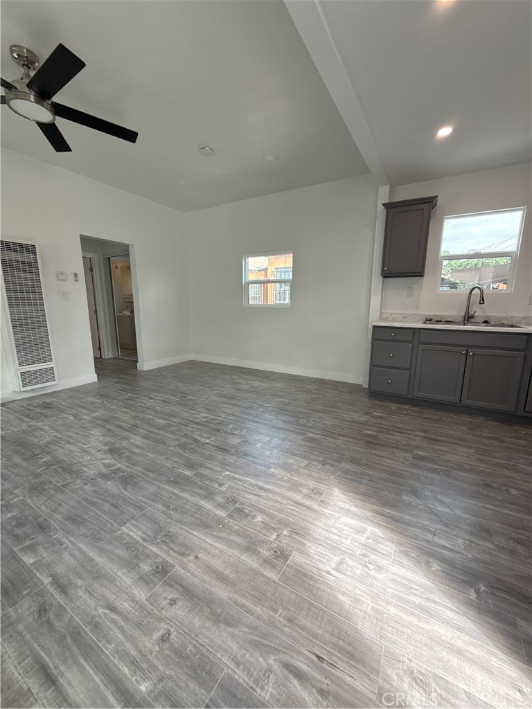 6428 S Van Ness Avenue Property Photo 13