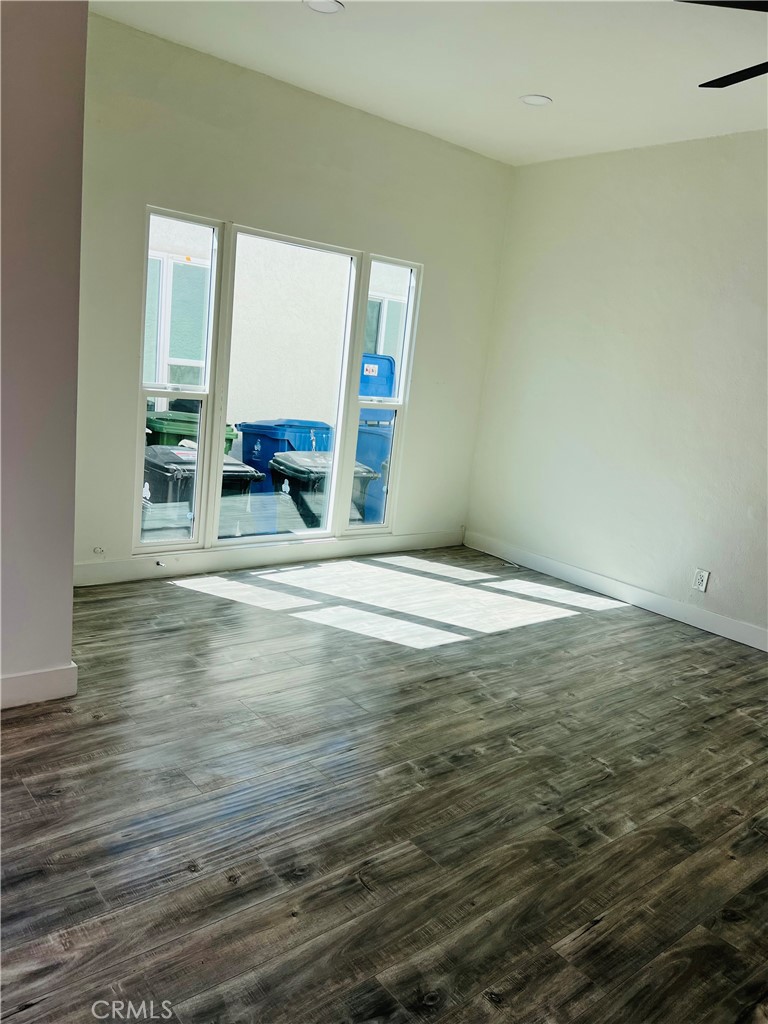 6428 S Van Ness Avenue Property Photo 18