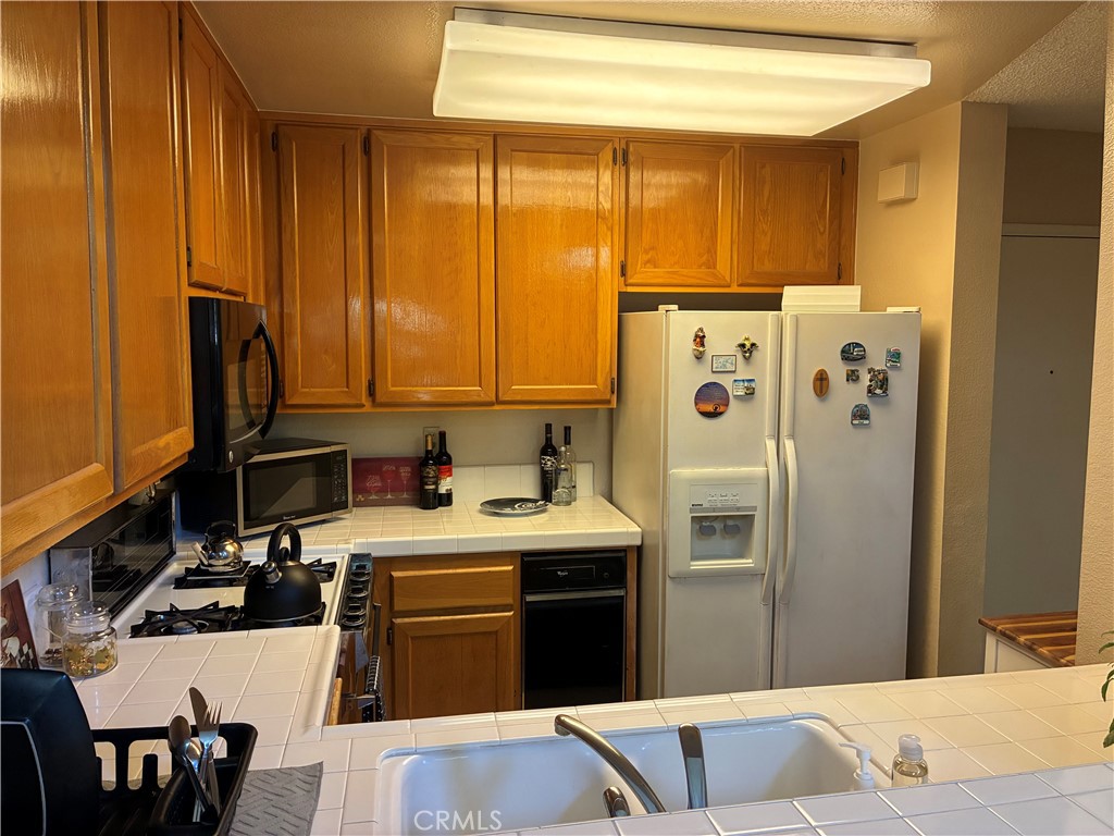 1360 W Capitol Drive 332 Property Photo 16