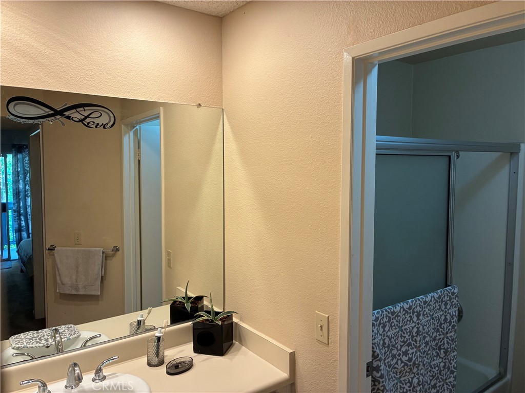 1360 W Capitol Drive 332 Property Photo 26