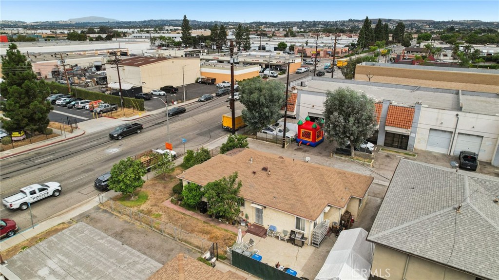 1032 S Greenwood Property Photo 8