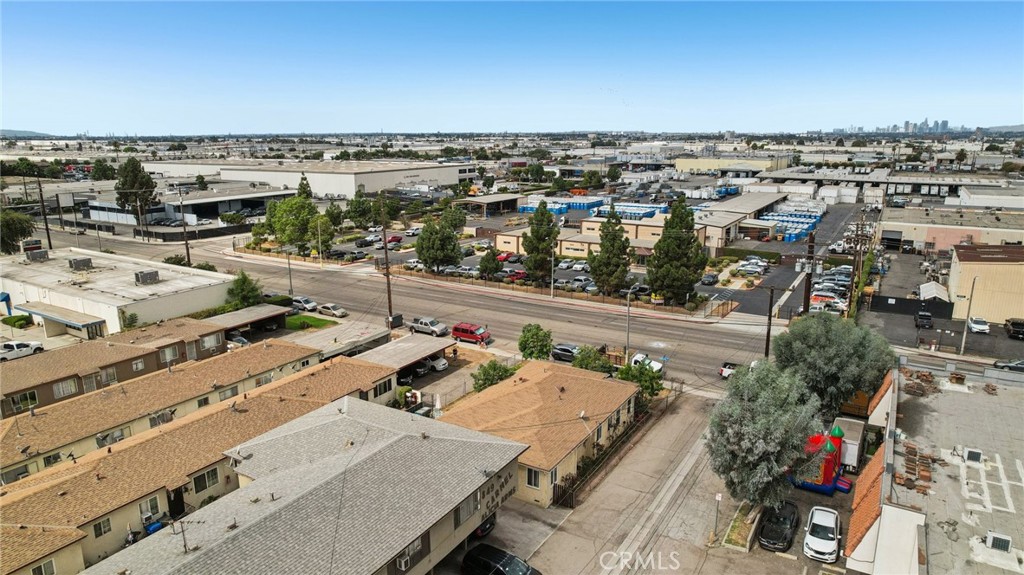 1032 S Greenwood Property Photo 9