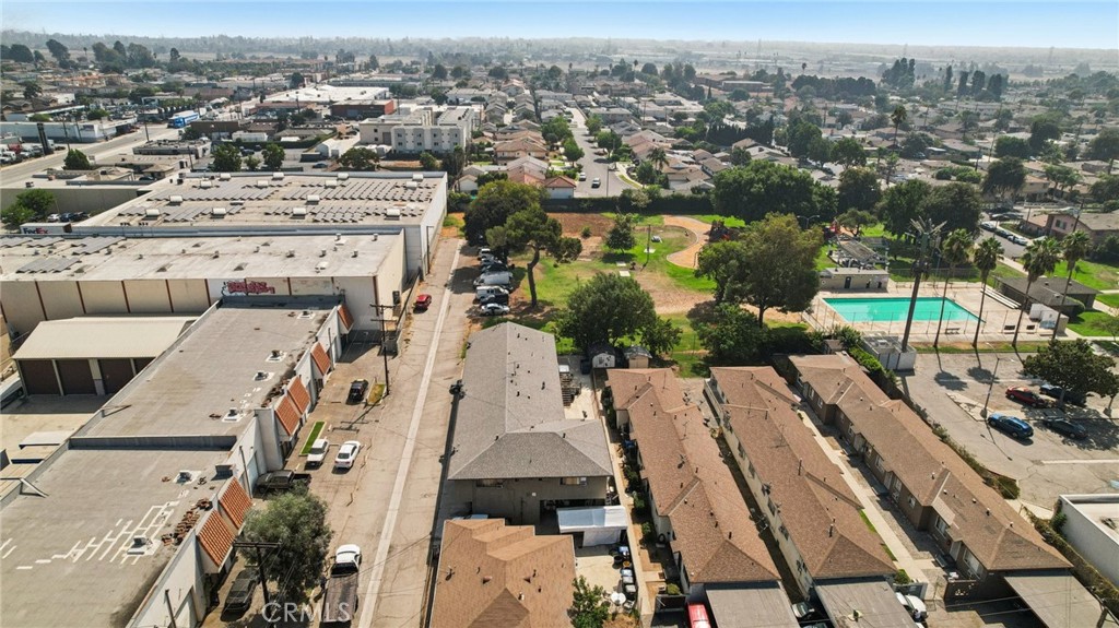 1032 S Greenwood Property Photo 16