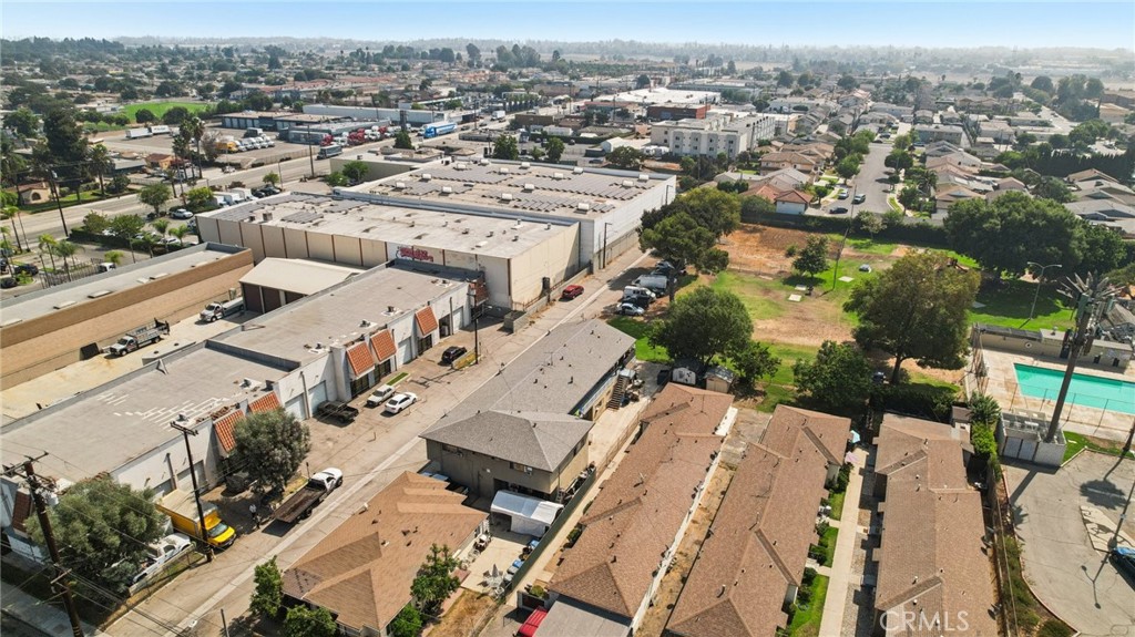 1032 S Greenwood Property Photo 17