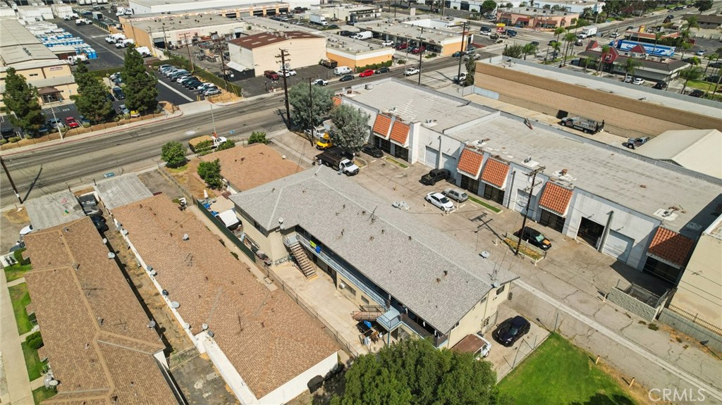 1032 S Greenwood Property Photo 20