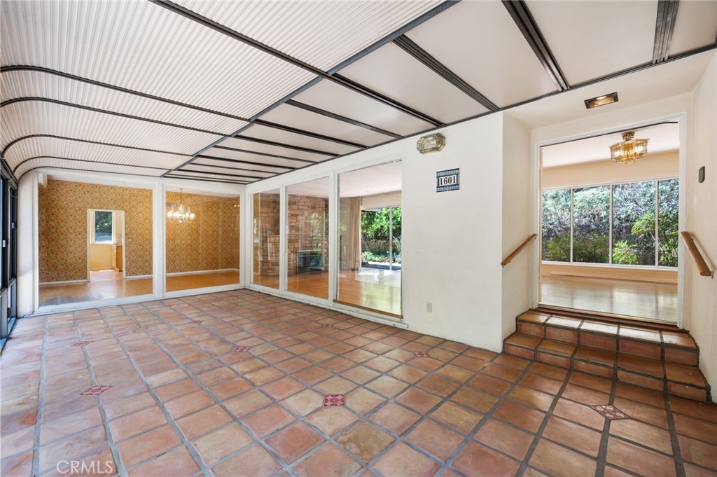 1601 Stone Canyon Road Property Photo 28