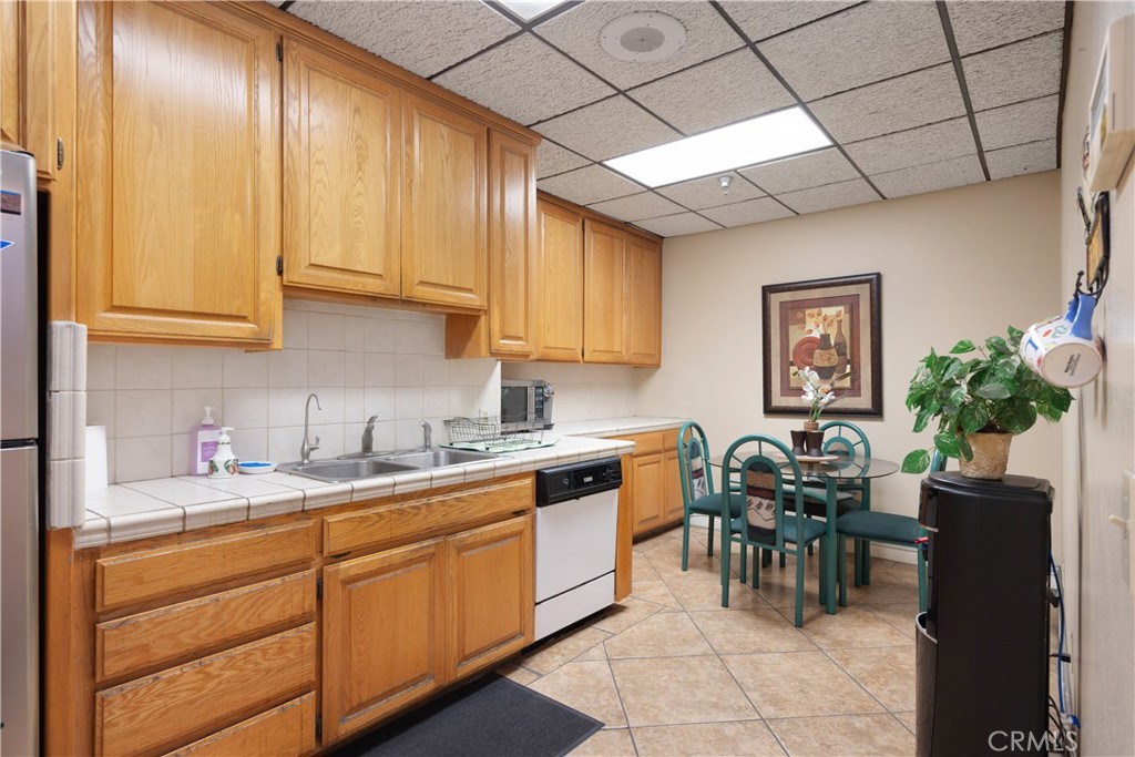 9216 Bally Court Property Photo 35