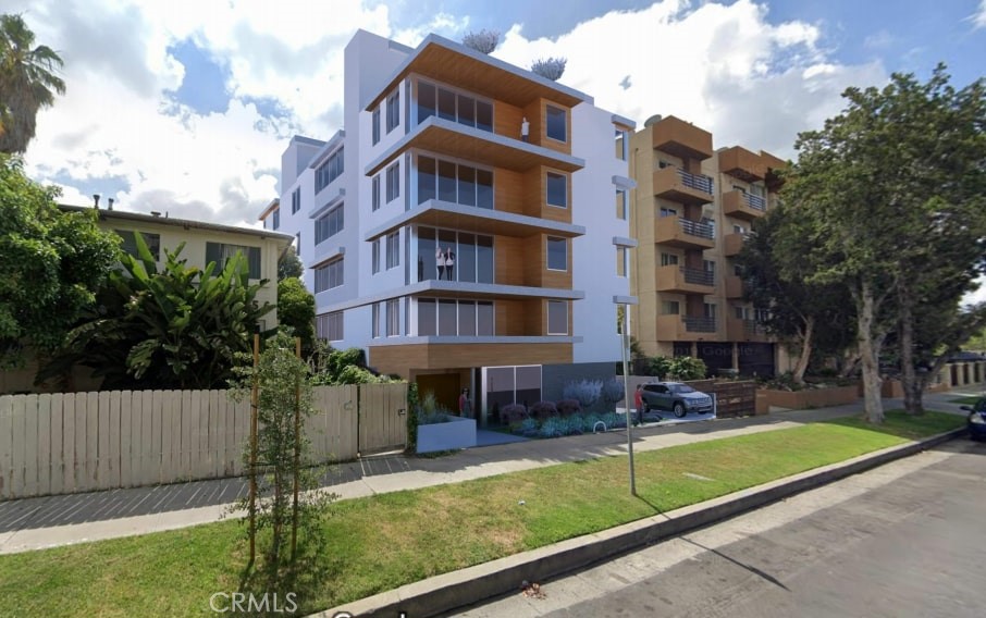 350 N Hayworth Avenue Property Photo 4