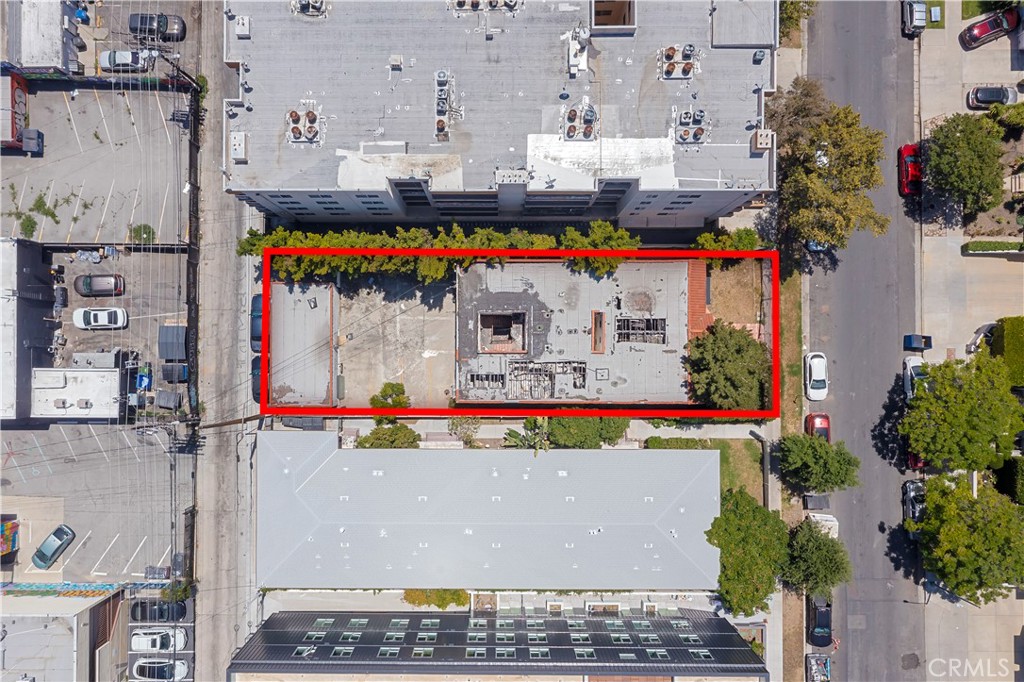 350 N Hayworth Avenue Property Photo 10