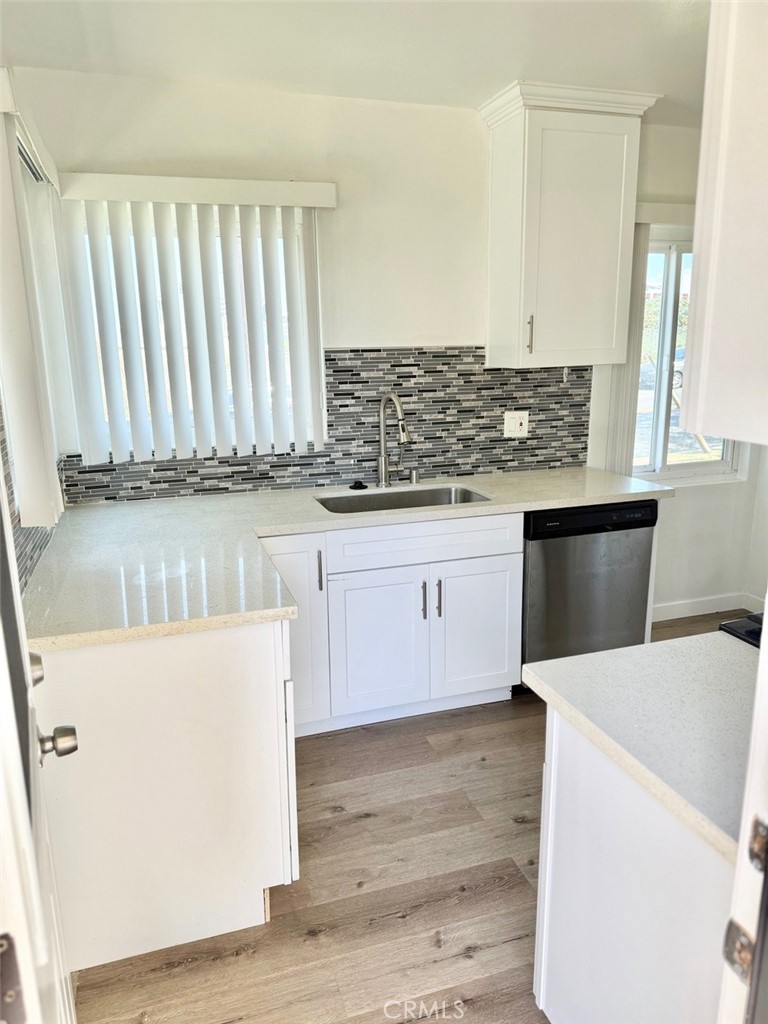 1112 E Imperial Avenue Property Photo 3
