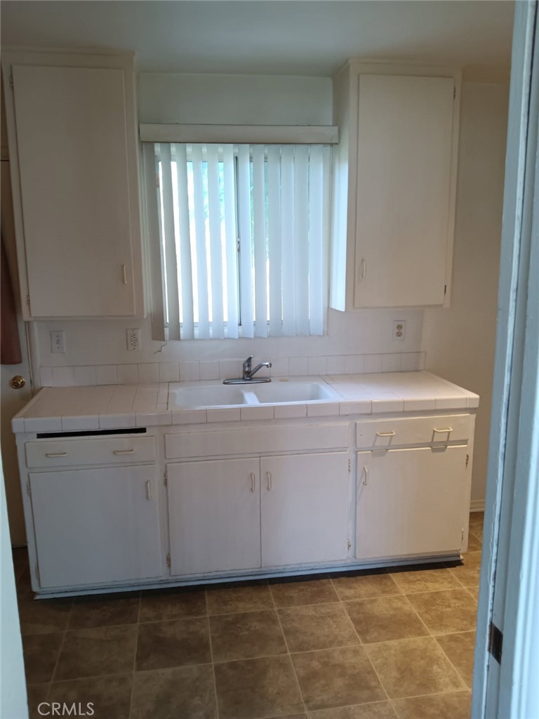300 N Ranchito Street Property Photo 5